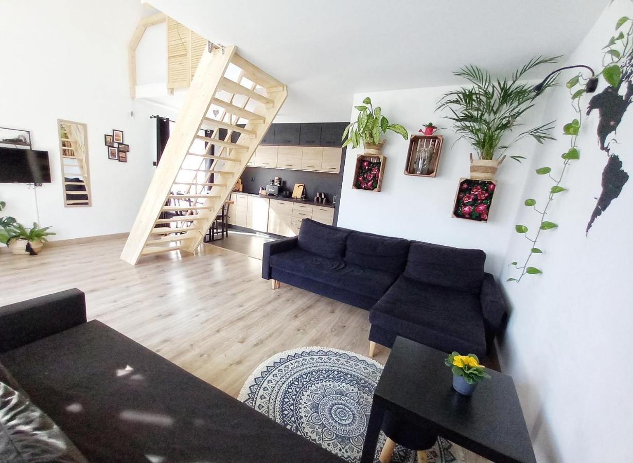 Eleonor Accommodation Liszki Экстерьер фото
