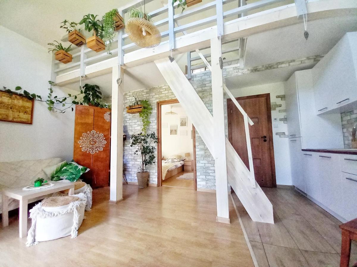 Eleonor Accommodation Liszki Экстерьер фото