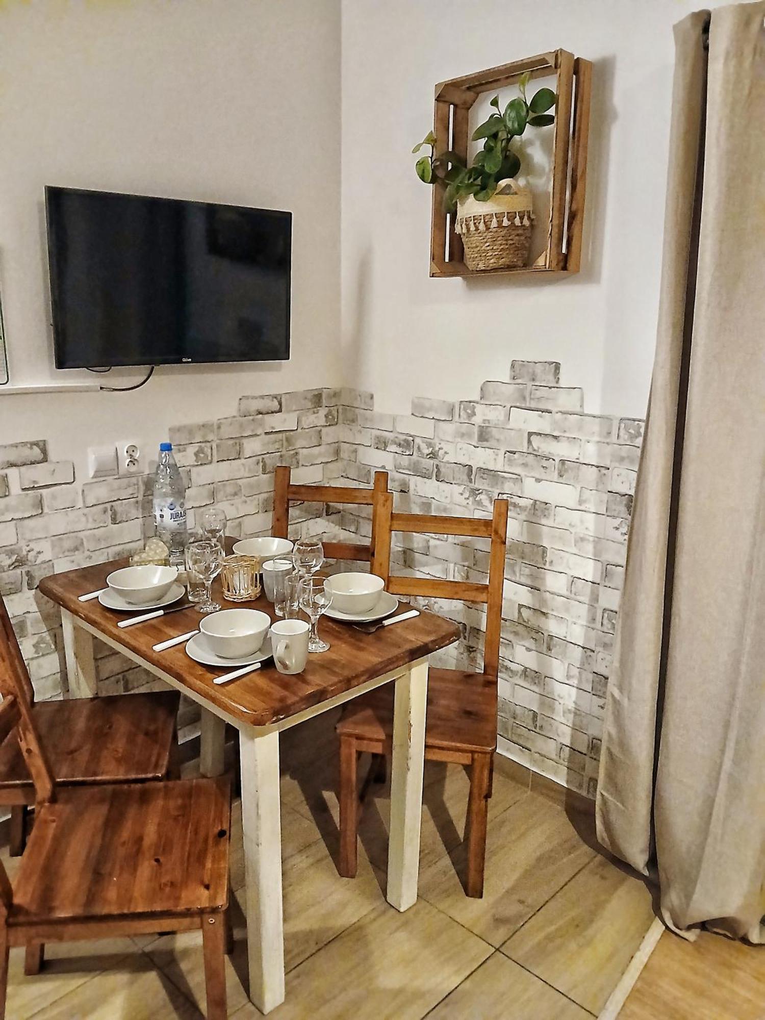 Eleonor Accommodation Liszki Экстерьер фото